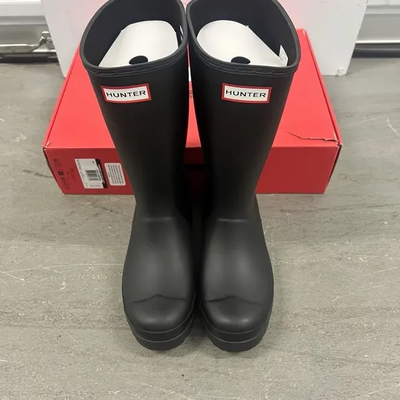 Hunter Women's Play Tall Black Boots WFT2235RMA Size 8 Rain Snow Winter Weather