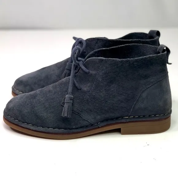 Hush Puppies blue suede chukka ankle boots lace up size 7.5 wide