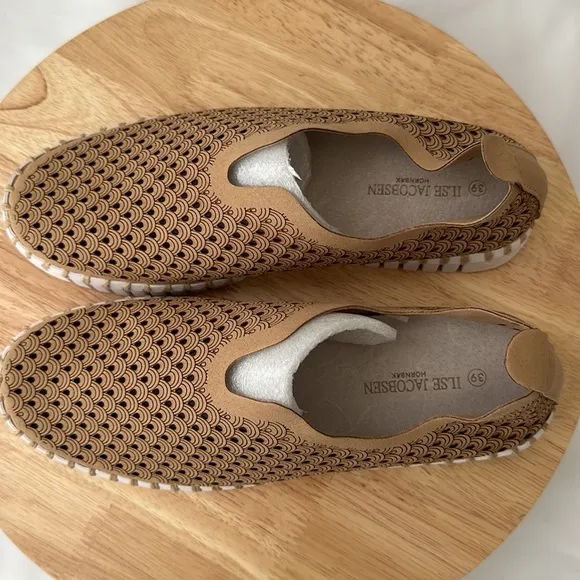 Ilse Jacobsen Perforated Slip-On Shoes -Tulip