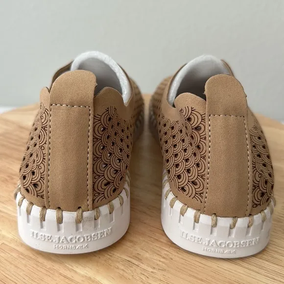 Ilse Jacobsen Perforated Slip-On Shoes -Tulip
