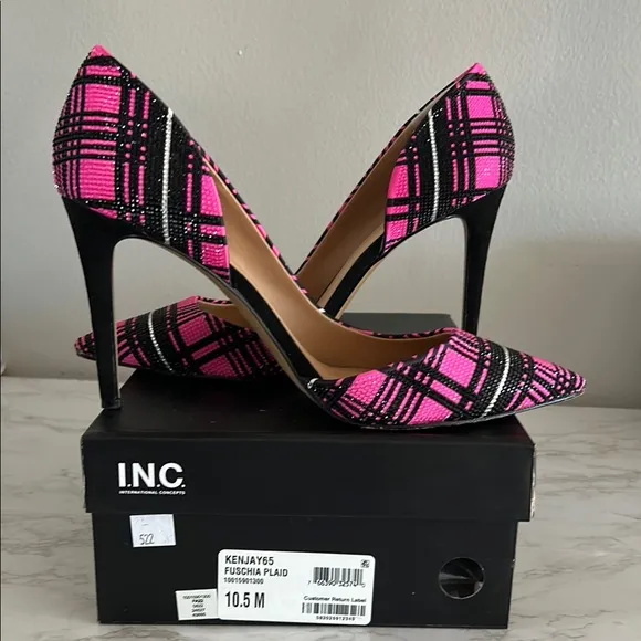 INC Stylish Kenjay65 Fuschia and Black Plaid Women's Heels size 10.5 EUC