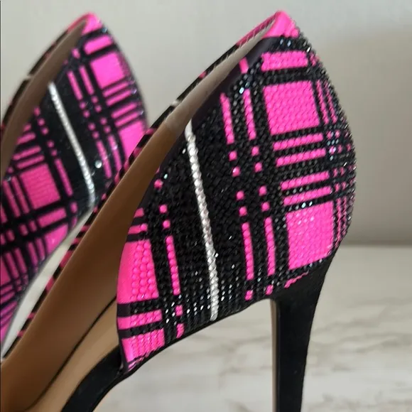 INC Stylish Kenjay65 Fuschia and Black Plaid Women's Heels size 10.5 EUC