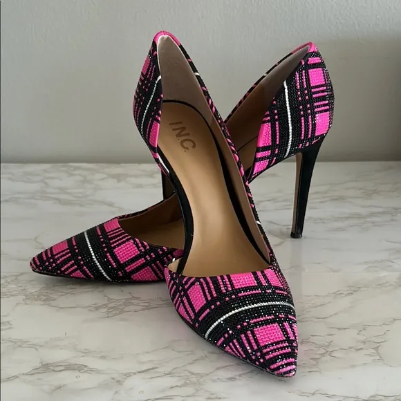 INC Stylish Kenjay65 Fuschia and Black Plaid Women's Heels size 10.5 EUC
