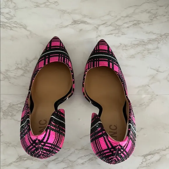 INC Stylish Kenjay65 Fuschia and Black Plaid Women's Heels size 10.5 EUC