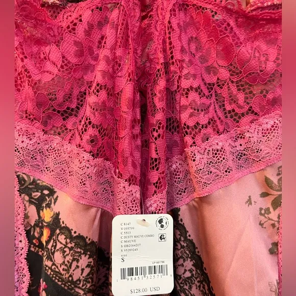 Intimately By Free People Pink Lace Slip dress sz small NWT retails $128