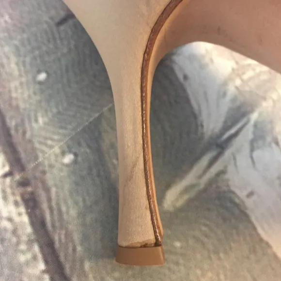 Isaac Mizrahi Champagne Satin Ankle Strap Heels