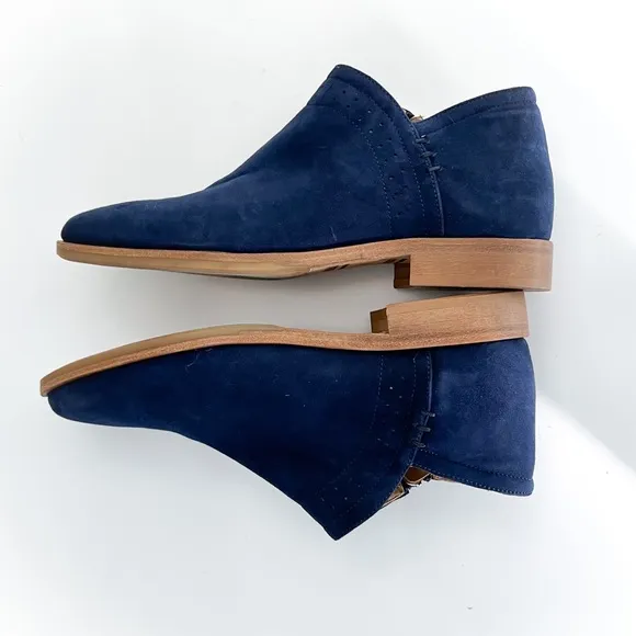 Italeau Florence Leather Ankle Booties Blue