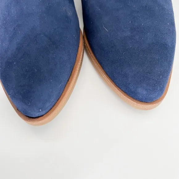 Italeau Florence Leather Ankle Booties Blue