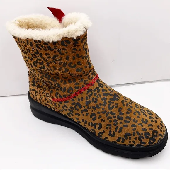 {I❤UGG} Leopard Print Bootie