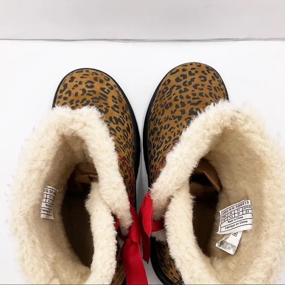 {I❤UGG} Leopard Print Bootie