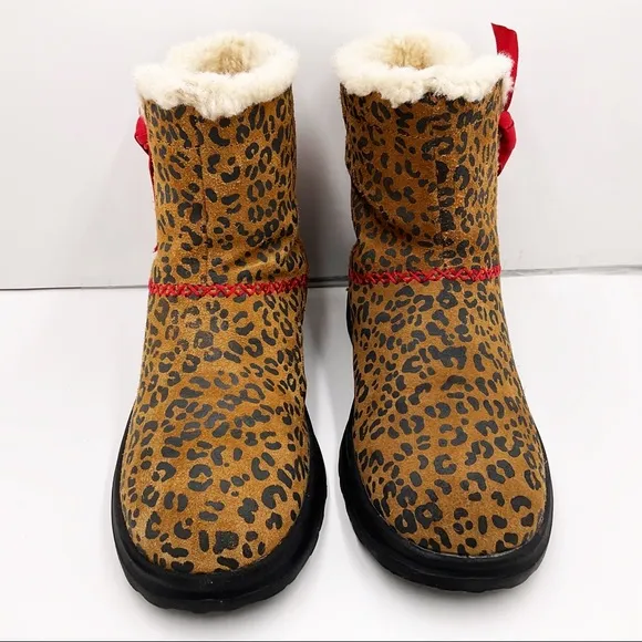 {I❤UGG} Leopard Print Bootie