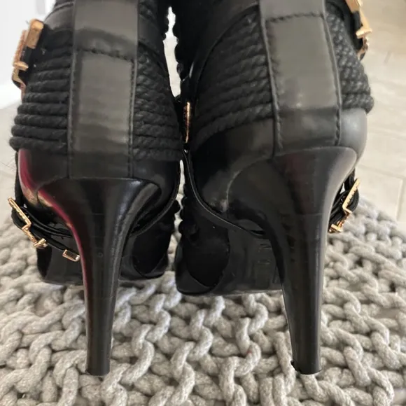IVY KIRSHNER Black Leather Rope Calf Hair Trim Ankle Boots Size 8.5