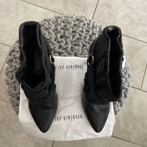 IVY KIRSHNER Black Leather Rope Calf Hair Trim Ankle Boots Size 8.5