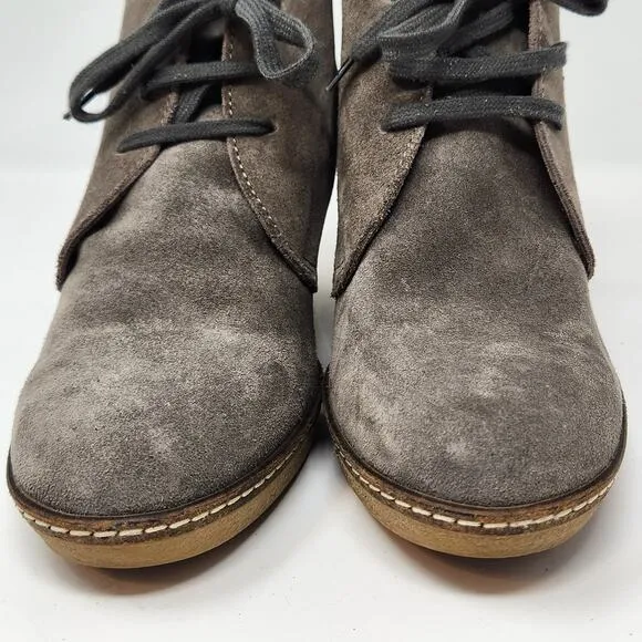 J Crew Womens Gray Suede Wedge Chukka Ankle Boots Size 8 Lace Up Booties