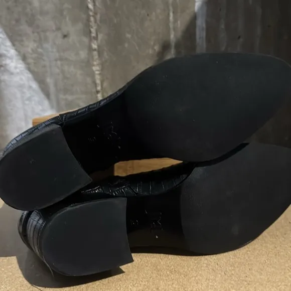 J. McLaughlin Ankle Boots (A0009)