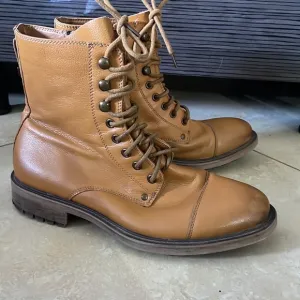J75 Jump Cylinder Men's Leather Lace Up Motorcycle Boots Size 8