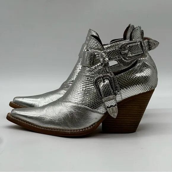 Jeffrey Campbell Free People Ankle Boots. Size 8