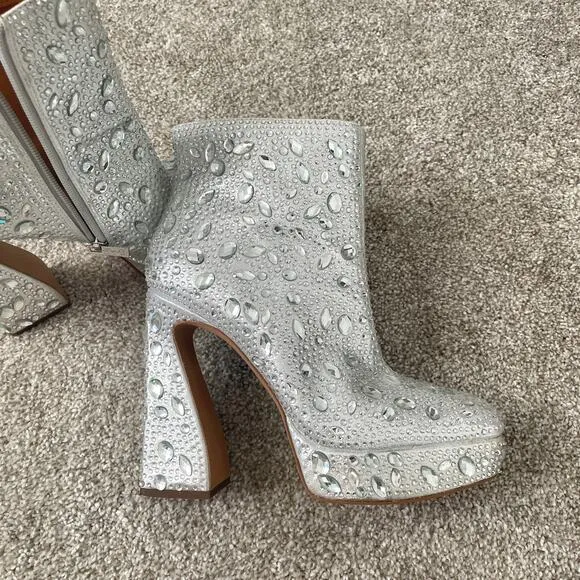 Jessica Simpson 10 silver embellished rhinestone platform ankle boot 2114