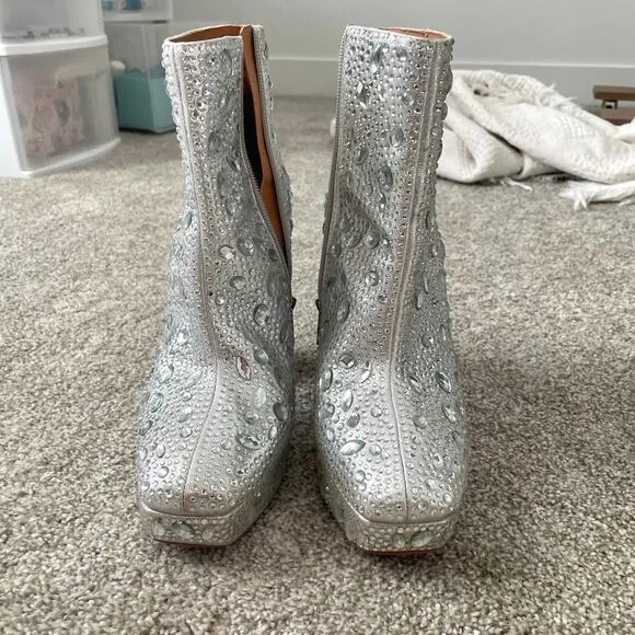 Jessica Simpson 10 silver embellished rhinestone platform ankle boot 2114