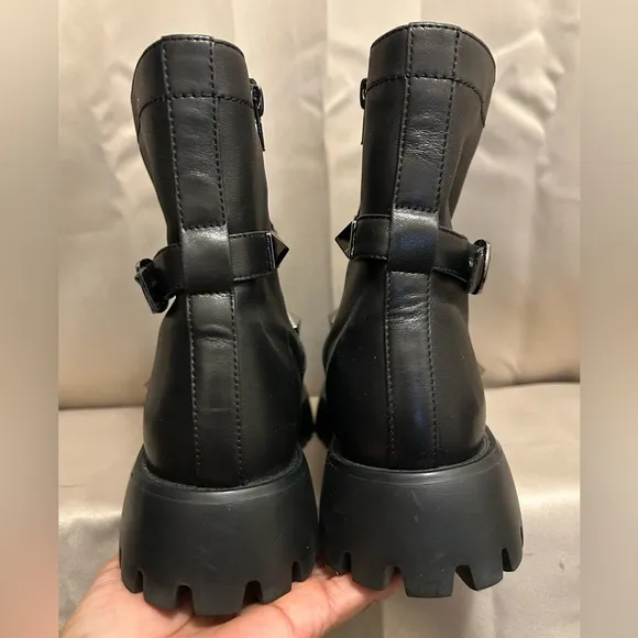 JILDOR Black Leather “Zinky” Rubber Lug Sole Moto Booties sz.7 1/2