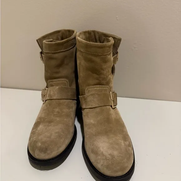 Jimmy Choo Tan Suede Ankle Boots in 39