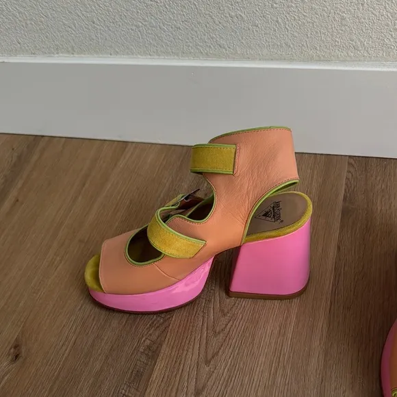 John Fluevog Stylish Pink and Tan Women's Sandals