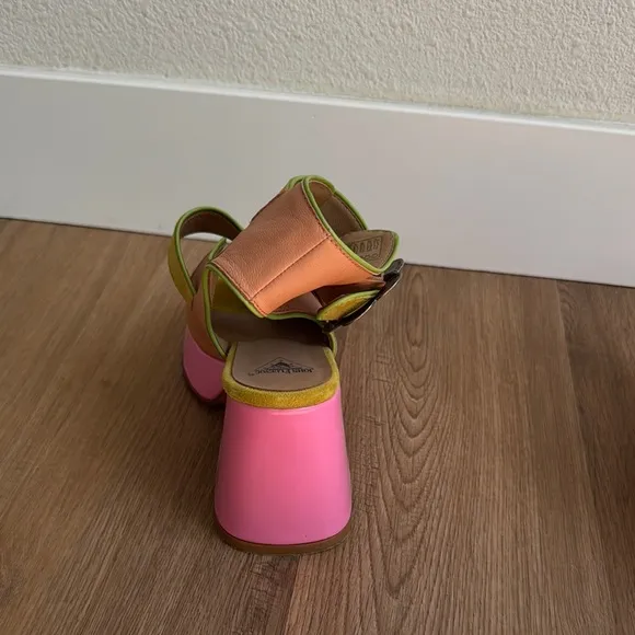 John Fluevog Stylish Pink and Tan Women's Sandals