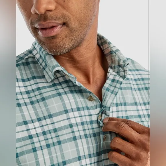johnnie-O Hurst Button Up Men's Evergreen Green Plaid Shirt Size Small