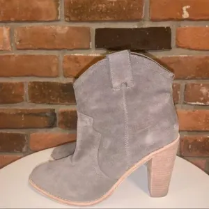 Joie Gray Monte Suede Ankle Boots Stacked Wooden Heel Size 8