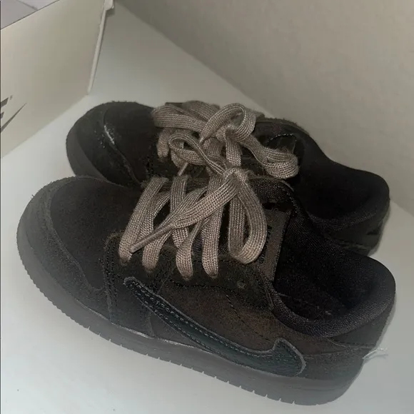 Jordan 1 Low OG TD 'Velvet Brown' Kids Shoes