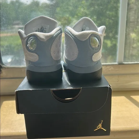 Jordan 13 Retro Kids' Shoes - White and Gold