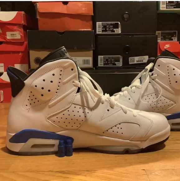 Jordan 6 Retro Athletic Shoes - White and Blue Mens Size 10