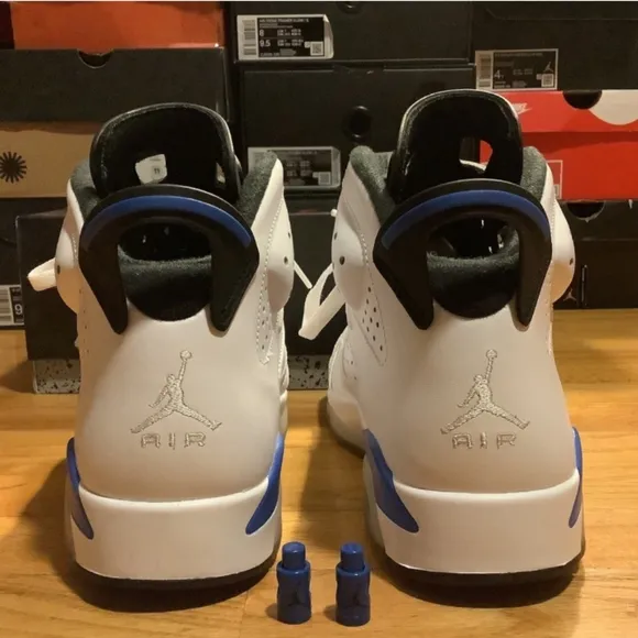 Jordan 6 Retro Athletic Shoes - White and Blue Mens Size 10