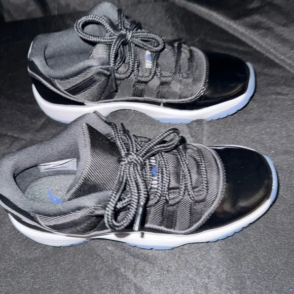 Jordan Kids Shoes Black and White