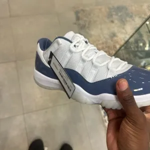Jordan Men's Shoes - White and Blue