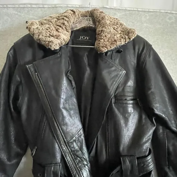 Joy Genuine Lambskin ‎ Leather Coat, sz Large, belted, faux fur collar, high end