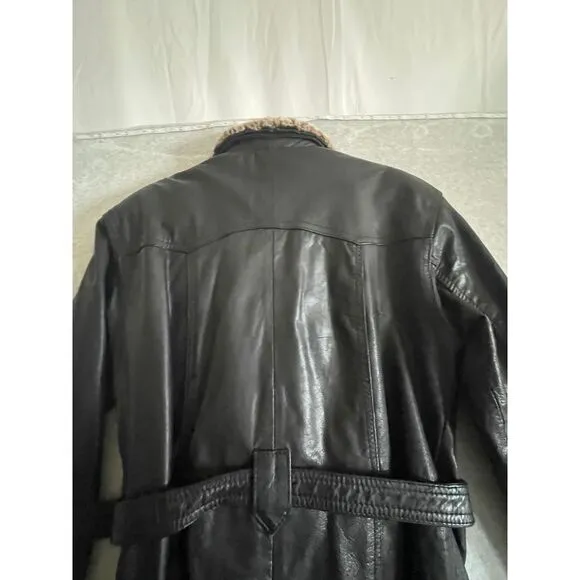 Joy Genuine Lambskin ‎ Leather Coat, sz Large, belted, faux fur collar, high end
