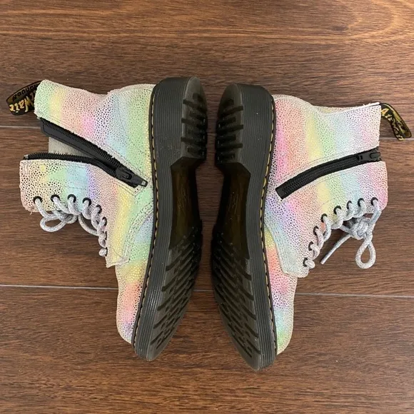 JUNIOR 1460 PASCAL IRIDESCENT LACE UP BOOTS dr martens