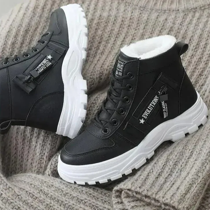 Karen - waterproof, plush women's winter boots on the inside