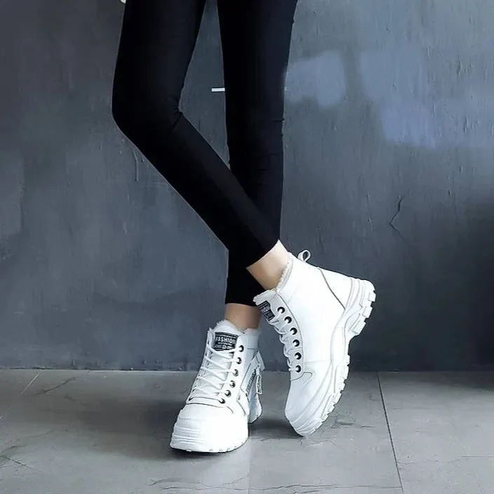 Karen - waterproof, plush women's winter boots on the inside