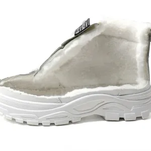 Karen - waterproof, plush women's winter boots on the inside