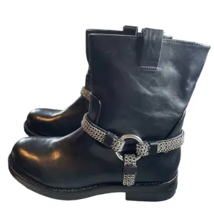 Karl Lagerfeld Paris Black Leather Vernet Motorcycle Boots W/Chain Harness, 6.5