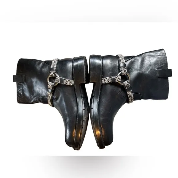 Karl Lagerfeld Paris Black Leather Vernet Motorcycle Boots W/Chain Harness, 6.5