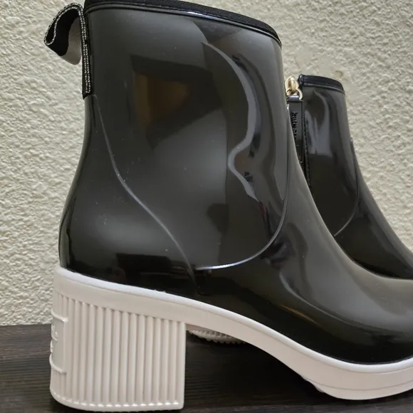 Kate Spade Women's‎ Puddle Rain Booties NEW Boots Black &amp; White Size 6