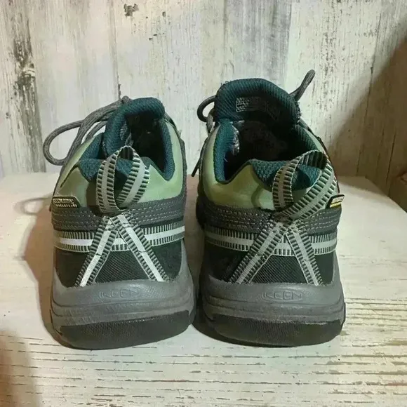 Keen Low Women's Hiking Shoes Size 7 Gray Green American Built WaterProof Flint