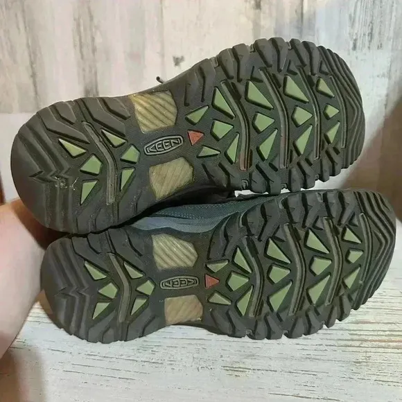 Keen Low Women's Hiking Shoes Size 7 Gray Green American Built WaterProof Flint