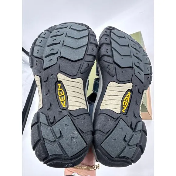 KEEN Newport H2 Sandals - Men's Size 8 Navy/medium gray Comes with box