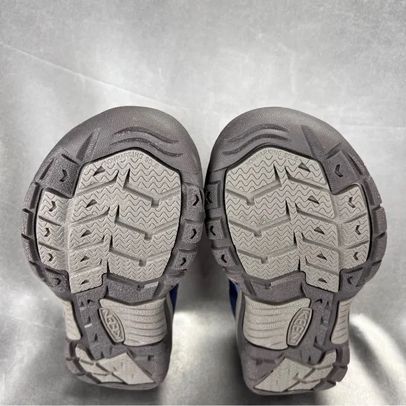 Keen Newport H2SHO Big Kids Size 1 Adjustable Shoes Blue Gray Outdoors Gorpcore