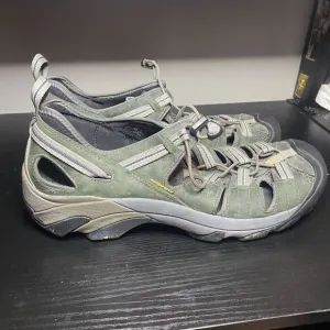 Keen Shoes Mens 14 Arroyo II Green Leather Waterproof Sandals Hiking Fisherman