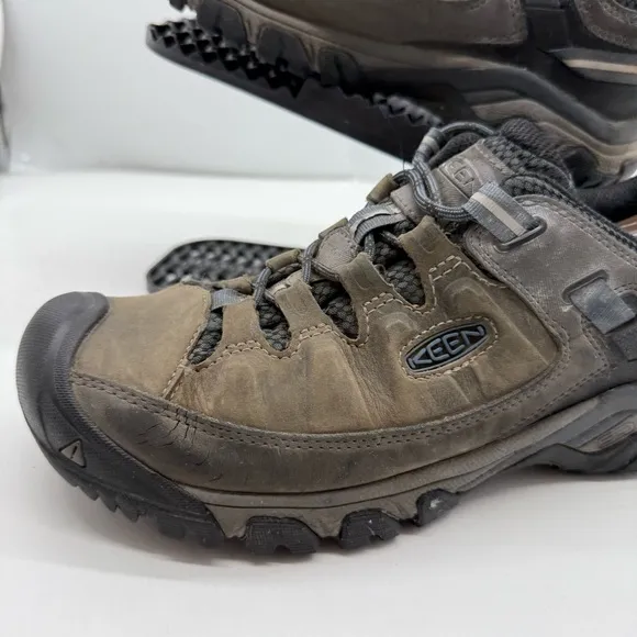 Keen Targhee III Mens 8 Hiking Shoes Trail Trekking Sneakers Low Leather 1017785